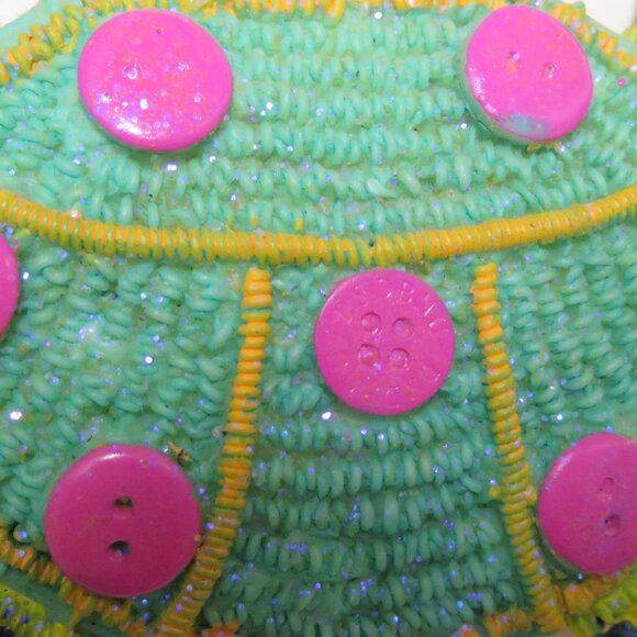 Whimsical Decor Beaded CRAB Wall Hanger (DK672) - Picture 3 of 4